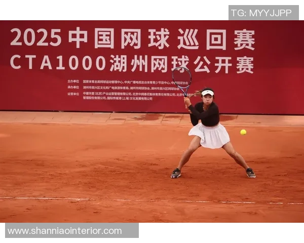 李秀英的网球人生：从热爱到职业的深度对话与心路历程